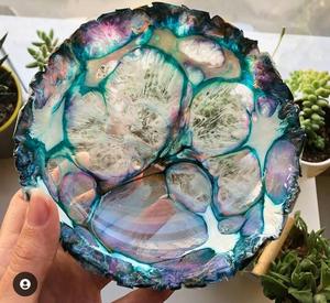 Tazón de resina martillada de diseño moderno para frutas de fiesta y decoración del hogar Vajilla de alta demanda India Embalaje personalizado Venta disponible - Product Image 1