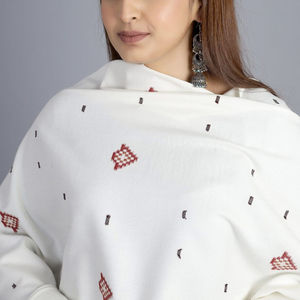 Écharpes en laine pour femmes avec logo personnalisé imprimé pour l'hiver Prix de gros Collection d'écharpes et de châles traditionnels Design uni simple - Product Image 5