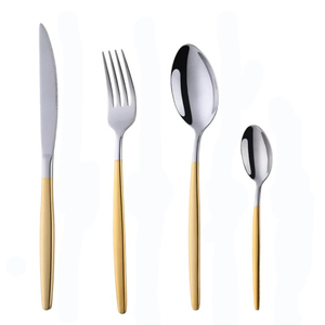 Juego de cubiertos de plata clásico personalizado al por mayor diseño simple cuchara de acero inoxidable tenedor para hotel restaurante fiesta - Product Image 4