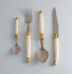 Service à fromage en laiton au design moderne Fournisseur en gros écologique Service à fromage en laiton au design antique à poignée de fleur - Product Image 6