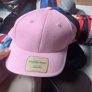 Gorra para correr al aire libre con tuberías reflectantes 3D inspiradas en los deportes americanos para hombre, algodón transpirable, poliéster, stock de Bangladesh - Product Image 5