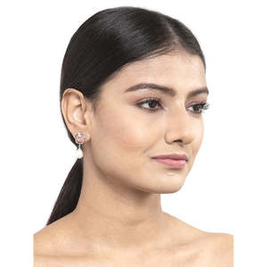 Boucles d'oreilles CLARA en argent sterling 925 avec perles Sara, plaquées rhodium, avec zircone suisse, fermoir à vis, cadeau pour femmes et filles - Product Image 4