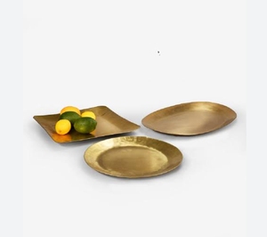 Plateau de nourriture décoratif en métal de service intelligent vaisselle en métal solide faite à la main pour mariage et maison commande minimale 100 pièces - Product Image 5