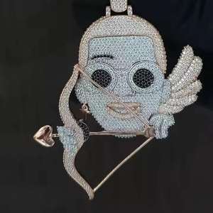 Colgante de Lujo con Moissanita de 12 Quilates con Diseño de Ángel Cupido, con Lazo y Flecha, Joyería Hip Hop de Dibujos Animados en Oro Blanco Chapado en Oro - Product Image 1