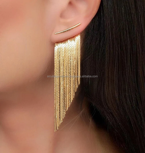 Pendientes de boda exclusivos de oro blanco de 14K Pendientes colgantes y colgantes nupciales impresionantes Regalo para el amor - Product Image 3