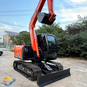 Excavatrice Hitachi ZX70 d'occasion à vendre, modèle d'occasion bon marché de 7 tonnes de poids opérationnel avec composants principaux, moteur et pompe - Product Image 3