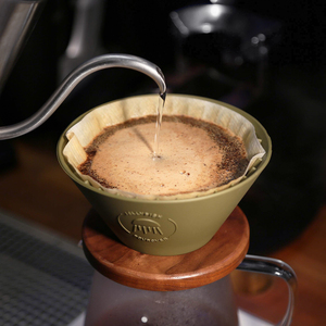 Cafetera de Goteo Portátil de Gran Capacidad con Filtro de Silicona en Forma de Cono - Product Image 2