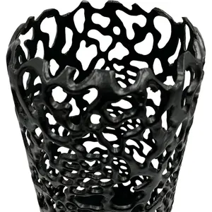 Candelabro Portátil de Aluminio Hecho a Mano con Grabado, para Ceremonias de Boda Tradicionales y Actividades Religiosas, Hecho en India, Zahid - Product Image 2