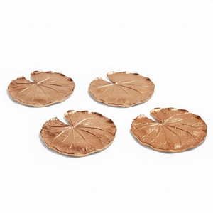 Sous-verres en métal argenté de conception coûteuse en forme ronde pour les hôtels et les restaurants, dessous de verre pour servir les boissons sur la table - Product Image 5