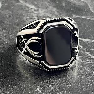 Anillo de Plata Hecho a Mano con Ónix Negro, Diseño de Espada Zulfiqar, Joyería Islámica, Anillo de Regalo para Hombre, Coleccionable Cultural - Product Image 1