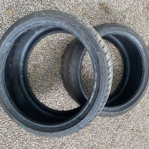 Venta al por Mayor de Neumáticos Usados Triturados o en Pacas/ Neumáticos Usados de Desecho en Oferta - Product Image 1