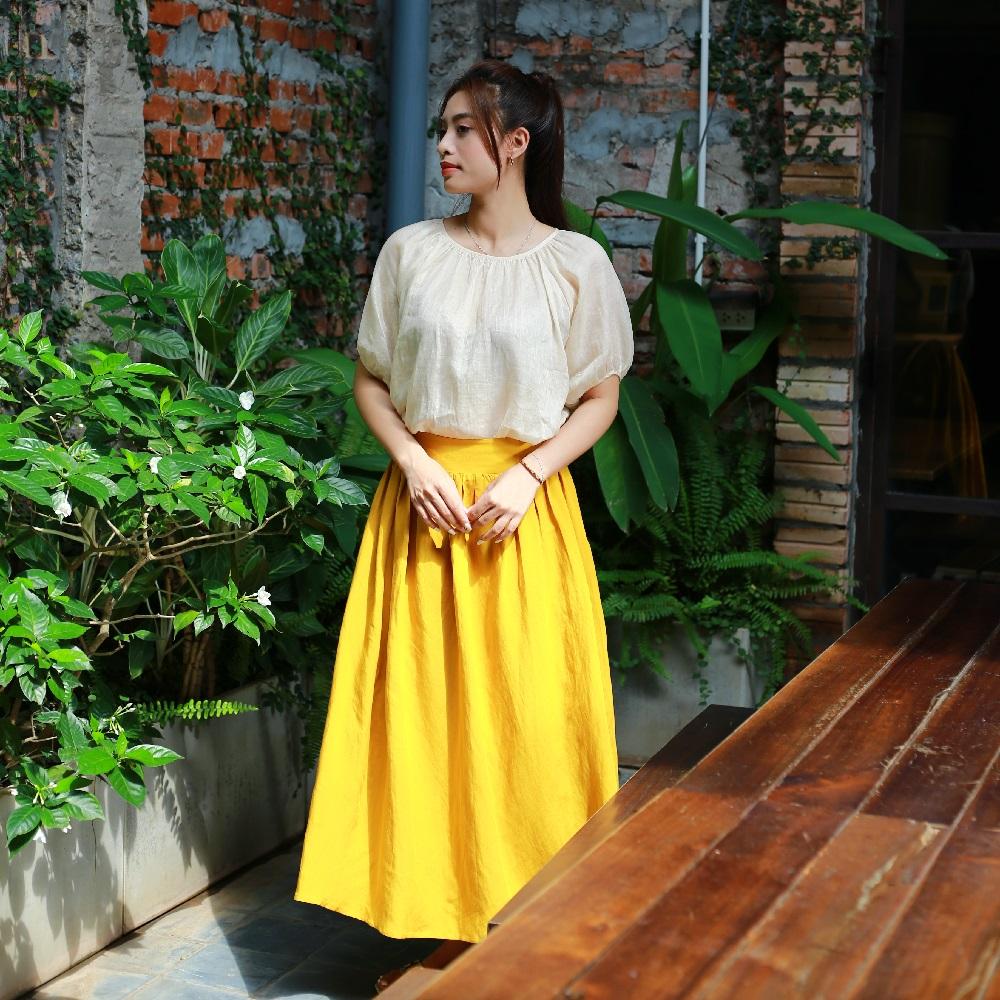 สีเหลือง