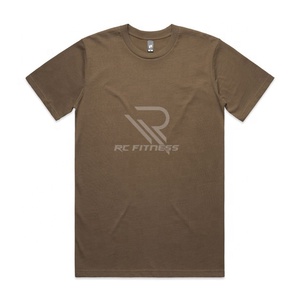 El diseño clásico de cuello redondo y corte ajustado se adapta específicamente a las personas de talla grande, brindando una silueta favorecedora. - Product Image 3
