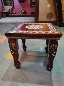 Artisanat en bois décoratif élégant fait à la main boîtes en bois polies et panneaux muraux - Product Image 3