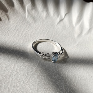 Topacio azul Cuarzo Infinito Anillo de plata Ajuste de garra Joyería de plata simple para bodas y fiestas - Product Image 4