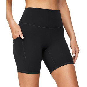 Pantalones cortos de Yoga de cintura alta para mujer Cómodo gimnasio elástico y ropa de yoga con logotipo personalizado Patrón sólido OEM/ODM disponible - Product Image 1