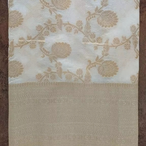 สารีไนลอนหรูหราสำหรับผู้ใหญ่เนื้อเรียบและสีที่หลากหลายทันสมัยและสะดวกสบายสำหรับทุกงานปาร์ตี้และงานปาร์ตี้ - Product Image 1