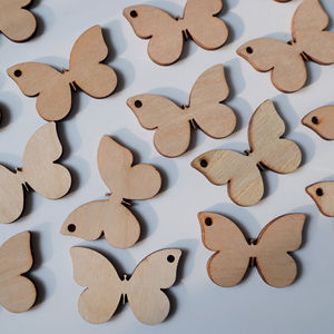 Technique polie de jouets décoratifs papillon en bois pour bébé, exclusivité créative - Product Image 1