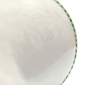 ลูกคริกเก็ต SILKZONE INDS SI-1301 สีขาว หนังคุณภาพสูง ทนทาน น้ำหนักเบา ปรับแต่งได้ เหมาะสำหรับการฝึกซ้อมและการแข่งขัน คุณภาพสูง - Product Image 6