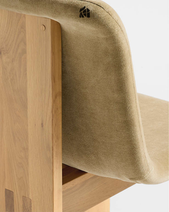 Silla de Comedor Escultural Contemporánea Tapizada en Tela Beige con Estructura de Madera de Teca Sólida, Silla Lateral Moderna Ecológica para el Hogar - Product Image 5