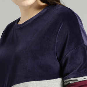 Sweat-shirt d'hiver personnalisé pour femme, col rond, avec logo frontal, couleur unie, en tissu polyester/coton, pour usage décontracté, vente en gros - Product Image 5