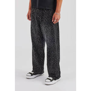 กางเกงยีนส์เดนิมผู้ชายสีดำแบบสั่งทำโลโก้ OEM คุณภาพสูงทรงแบ็กกี้แบบซ้อนกันประดับคริสตัลสำหรับผู้ชาย - Product Image 2