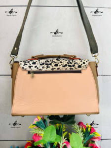 Bolso de piel reciclada estilo occidental para mujer, de hombro con estampado Animal bandolera, Color rechoncho - Product Image 3