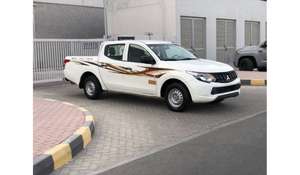 L200 2022 USADO, Tracción en las Cuatro Ruedas, Motor Diésel V8 de 4.5L, Transmisión Automática, Cámara de Visión de 360°, Techo Panorámico, Asientos de Cuero, SUV, 400 CV - Product Image 2