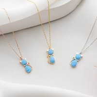Magnifique Collier Tendance en Argent Sterling 925 avec Pendentif Opale de Feu Chrétienne Style Chat, Idéal pour Homme et Femme, Parfait pour les Occasions Festives