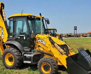 Chargeur pelleteuse multifonctionnel JCB 3CX15 de qualité supérieure machine de construction d'occasion disponible maintenant avec livraison rapide - Product Image 3
