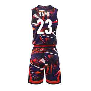 Conjunto de uniformes de baloncesto de alto rendimiento con sublimación personalizada en material de poliéster ligero y duradero - Product Image 2