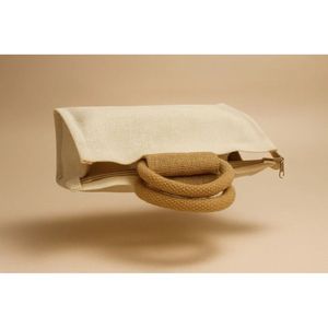 Bolsa de Regalo de Yute Marrón con Asa de Cuerda, Reutilizable, Diseño Liso - Product Image 3