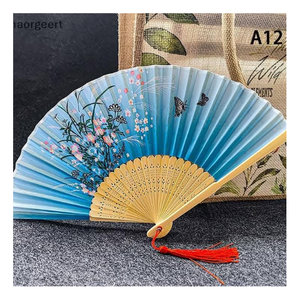 Abanico de Mano Tradicional de Bambú, Diseño Bien Elaborado para Uso Reutilizable, Exhibición en Tiendas y Suministro al por Mayor, Suministro Directo de Fábrica - Product Image 1