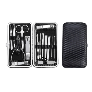 ชุดเครื่องมือทำเล็บเท้าแบบมืออาชีพ16ชิ้นชุดเครื่องมือดูแลความงามแบบขัดเงาพร้อมกล่องซิปสำหรับความงามที่กำหนดขนาดเองได้ - Product Image 3