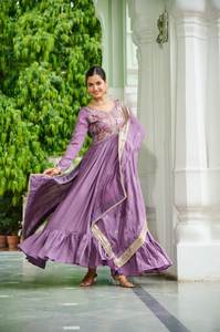 ชุดสัลวาร์ปักลายดีไซเนอร์สไตล์วินเทจสำหรับผู้หญิง ชุดงานแต่งงานหรูหราสำหรับงานเฉลิมฉลอง ชุดพื้นเมือง - Product Image 3