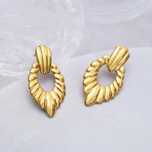 Unique Korean <b>Stud</b> <b>Earrings</b> for Women Elegant Jewelry for Party Wear Wedding Functions and Casual Outfits from India - Product Image 3