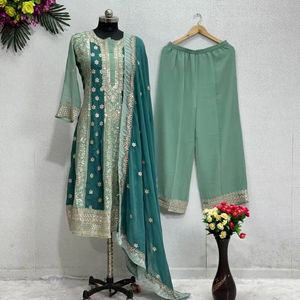 DESIGNER BRODERIE SEQUENCES TRAVAIL TOP AVEC SHARARA DUPATTA - Product Image 1