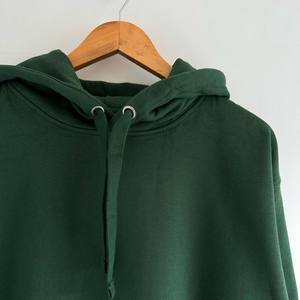 La mejor calidad Unisex Green Pullover Hoodie Slim Fit Winter Thermal Fleece Kangaroo Pocket Design 100% Cotton Plain Dyed OEM - Product Image 2