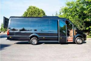 Fourgonnette Diesel Mercedes-Benz Sprinter 2023 à prix avantageux - Product Image 3