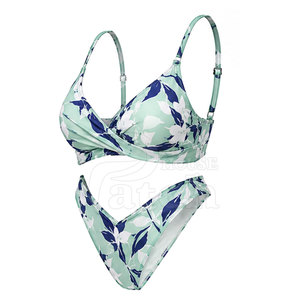 Traje de Baño Moderno para Mujer, Diseño de Dos Piezas, Tela Cómoda, Braguita de Cintura Alta, Colección para Viajes a la Playa y Vacaciones de Verano - Product Image 4