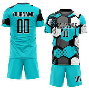 Ensemble d'uniformes de maillot de football personnalisés pour les équipes OEM Tissu respirant avec impression de logo Fabricant de vêtements de sport de marque privée - Product Image 1