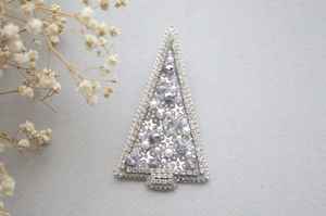 Broches con cuentas Broche de diseñador hecho a mano. Accesorios de alta calidad. Broche de diseño único. El mejor regalo para baby shower. - Product Image 4