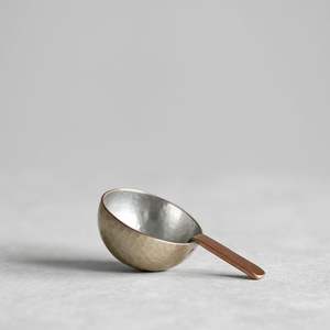 Servidor de pastel de metal hecho a mano duradero con mango Premium perfecto para regalar favores de boda celebraciones de aniversario cumpleaños - Product Image 6