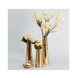 Vase à fleurs élégant en métal de luxe pour la décoration de mariage d'hôtel à la maison Vase à fleurs en métal Pots et Vases à fleurs en métal Design tendance - Product Image 3