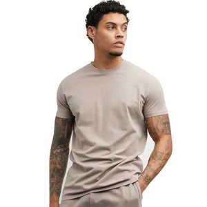 Camiseta de Hombre de Diseño Nuevo a Precio Razonable, Secado Rápido, Alta Calidad, Poliéster/Algodón Sólido, Ropa Casual OEM - Product Image 1
