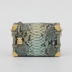 กระเป๋าหนังแฟชั่นหรูหราสำหรับผู้หญิงขายส่ง กระเป๋าหนังสะพายข้างขนาดเล็ก ดีไซน์สั่งทำได้ - Product Image 4