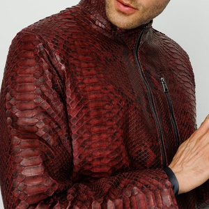 Nueva chaqueta de cuero en relieve de piel de oveja genuina roja para hombre, informal, de invierno, ODM, con cierre de cremallera, patrón de Animal, impermeable, ecológico - Product Image 6