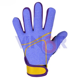Gants de football gaélique à succès, confortables, respirants, en cuir et latex, imprimés tendance, à bas prix, concevez vos propres gants de football gaélique - Product Image 4