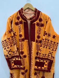 Recién llegado, abrigo Suzani de terciopelo, chaqueta Floral bordada, abrigo de Festival, ropa de Invierno para mujer, estilo Kashmiri, fácil de usar - Product Image 4