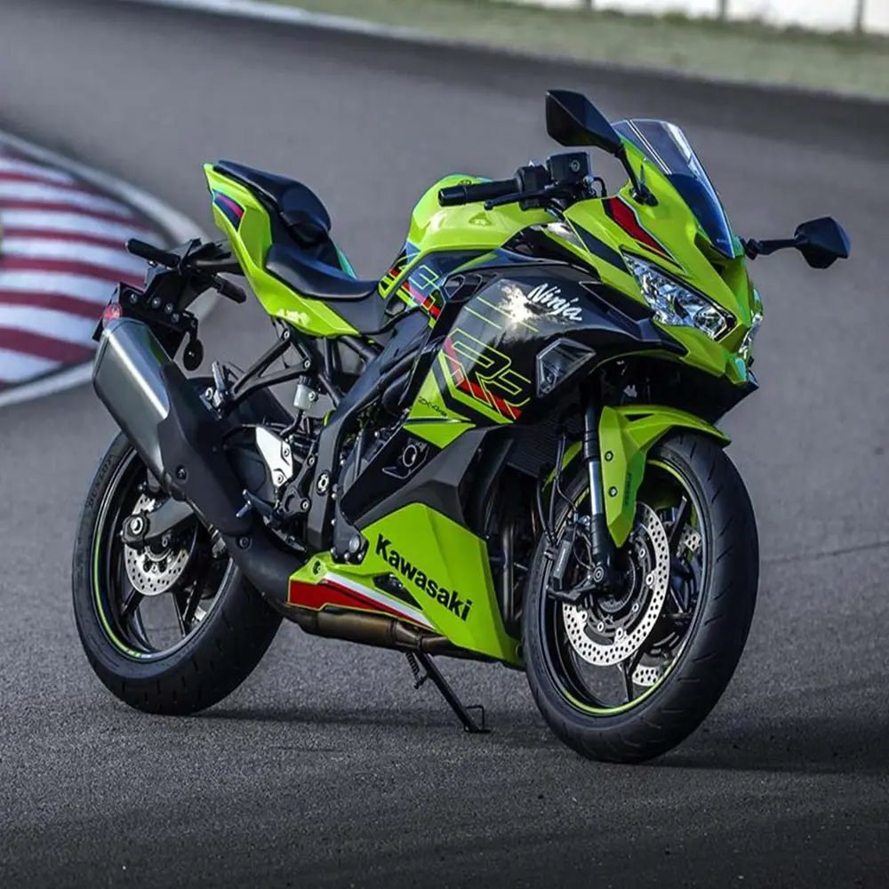 Yeni varış promosyon Kawasakis Ninja ZX-25R motosiklet satışa hazır şimdi